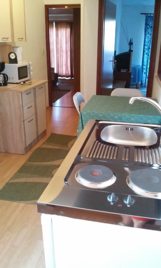 Apartmani Alma Пула Екстериор снимка